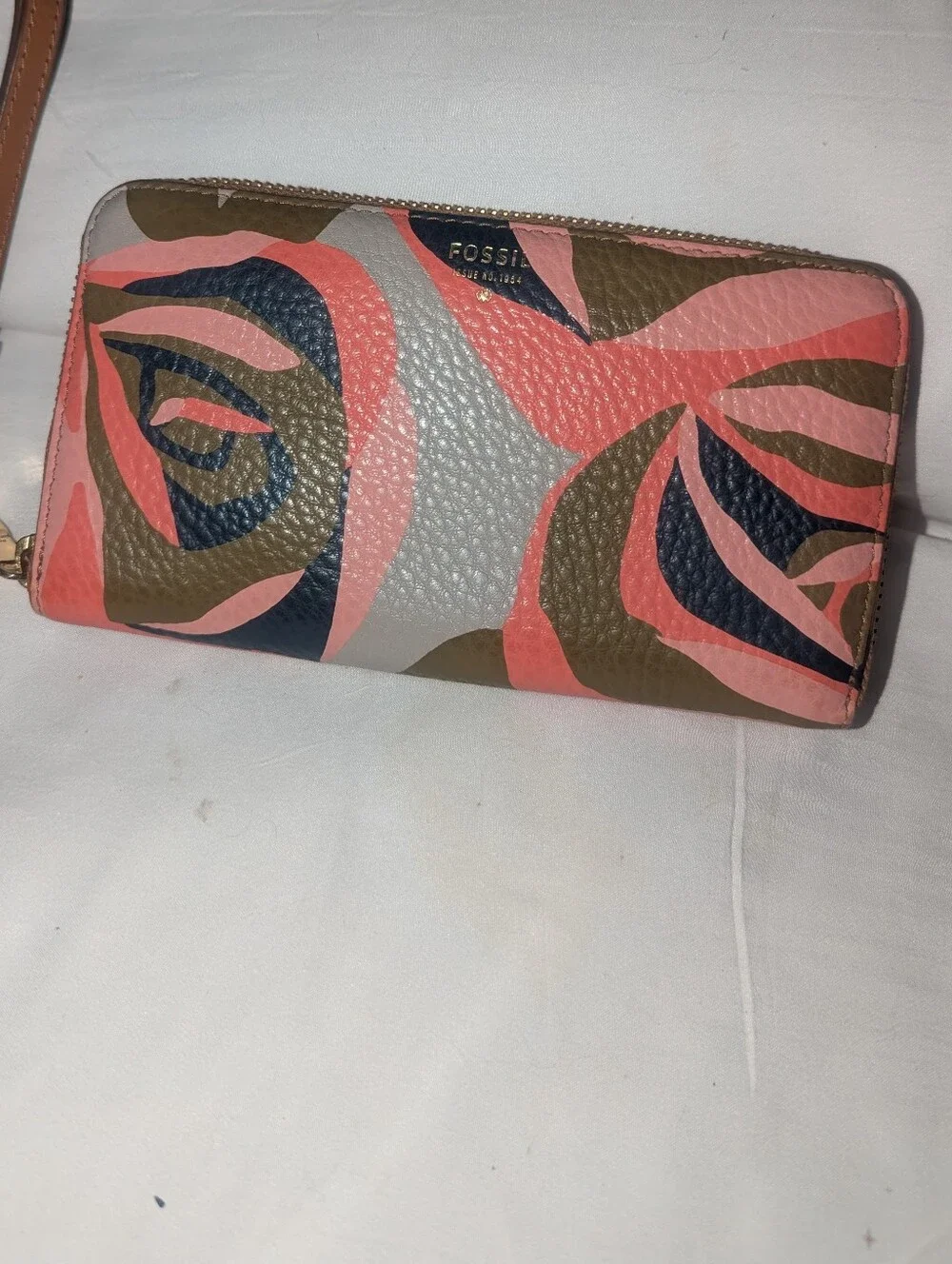 Fossil Abstract  Floral Leather Zip Around Wristlet Wallet